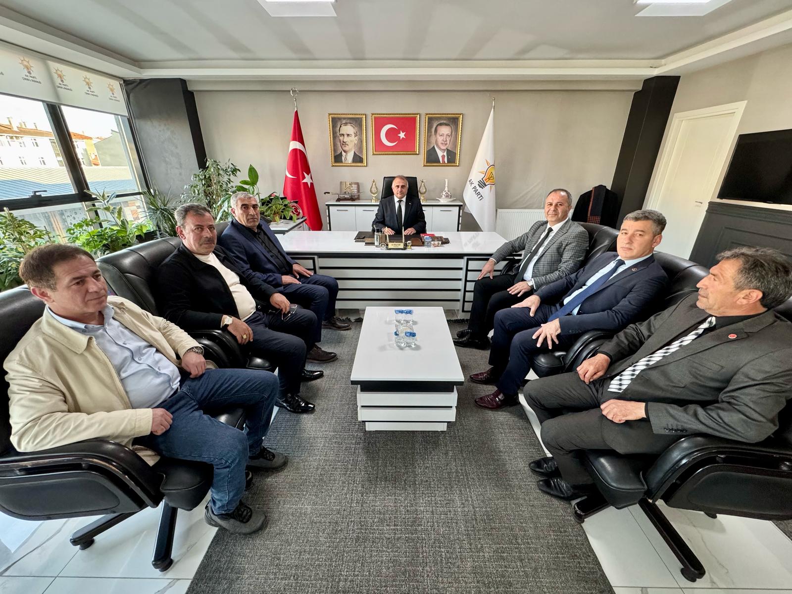 ÇORUM’DA CUMHUR İTTİFAKI RUHU  GÜÇLÜ BİR ŞEKİLDE YAŞATILIYOR